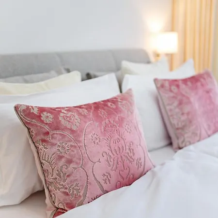 公寓 Family Center