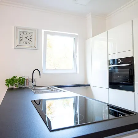 Family Center 公寓 *